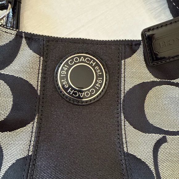 Vintage Coach Black and Gray Shoulder Bag - Picture 5 of 11